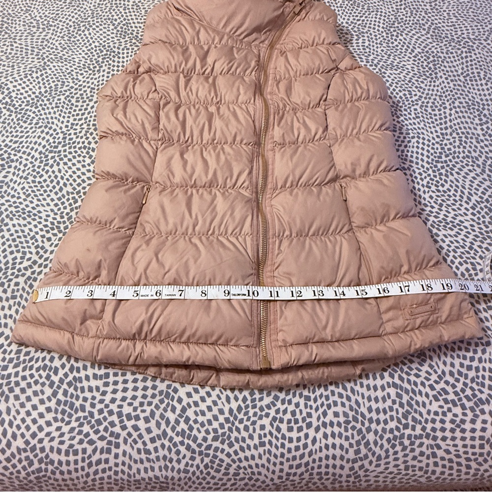 Athleta | Downabout Funnel Neck Puffer Vest - Picture 7 of 12